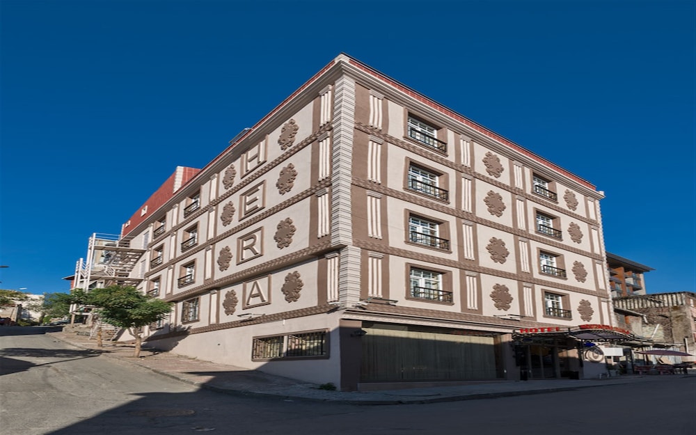 Hera Montagna Hotel 5/71