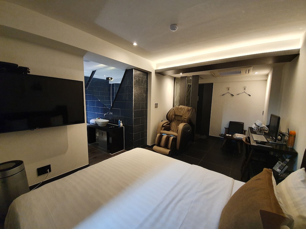 Time Hotel(Good Time Hotel Annex) 19/50