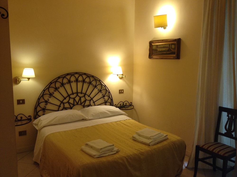 Marta Guest House 14/24