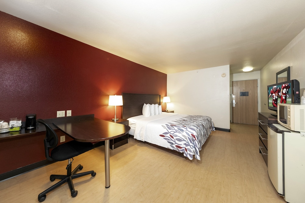 Red Roof Inn St Robert - Ft Leonard Wood 21/54