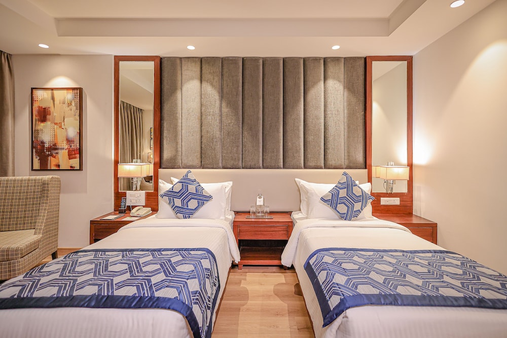 HOTEL SOFTEL PLAZA 38/50
