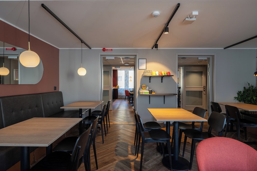 Hotel Fridhem 54/63