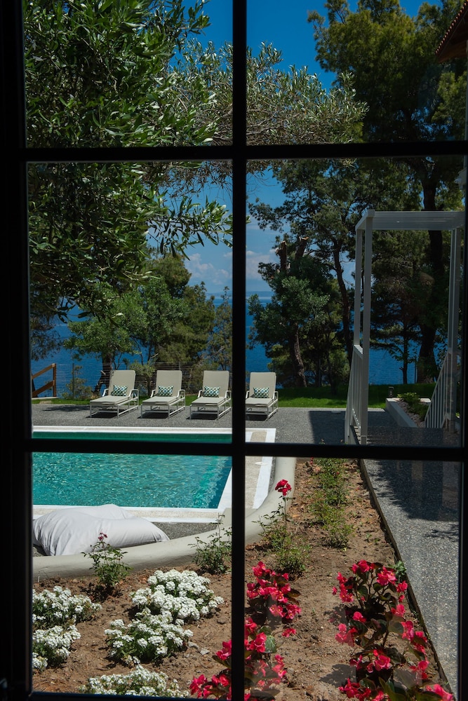 Elies 33 Bio Retreat - Adults Only 20/25