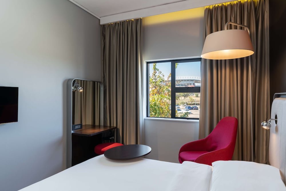 Park Inn by Radisson Polokwane 38/77