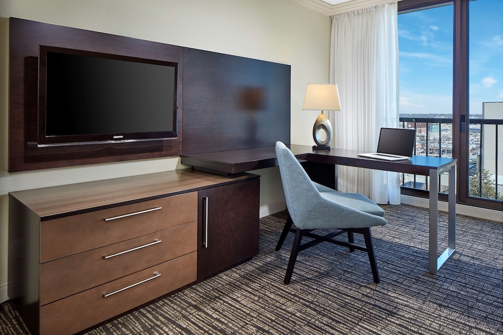 Hyatt Regency Tulsa Downtown 59/86