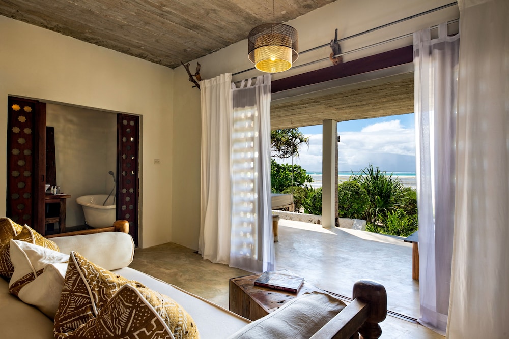Upendo Beach Boutique Hotel 12/50