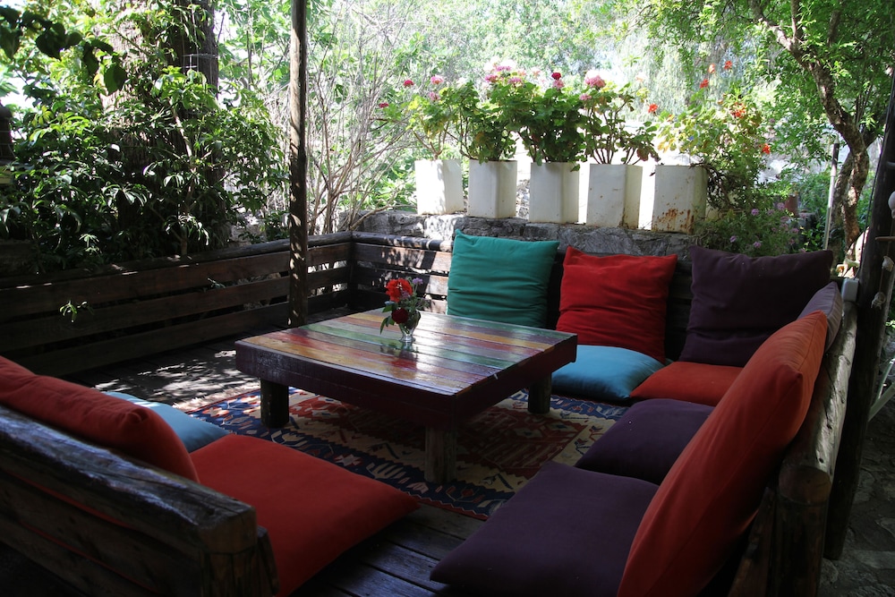 Eski Datca Pansiyon Cafe 31/50