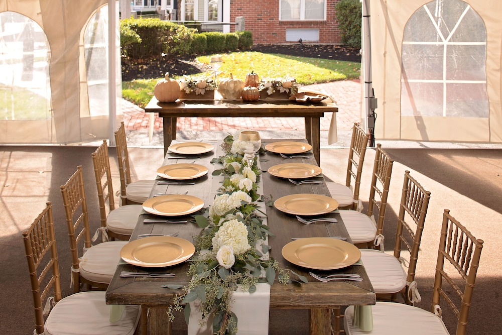 Westford Regency Inn And Conference Center 9/18