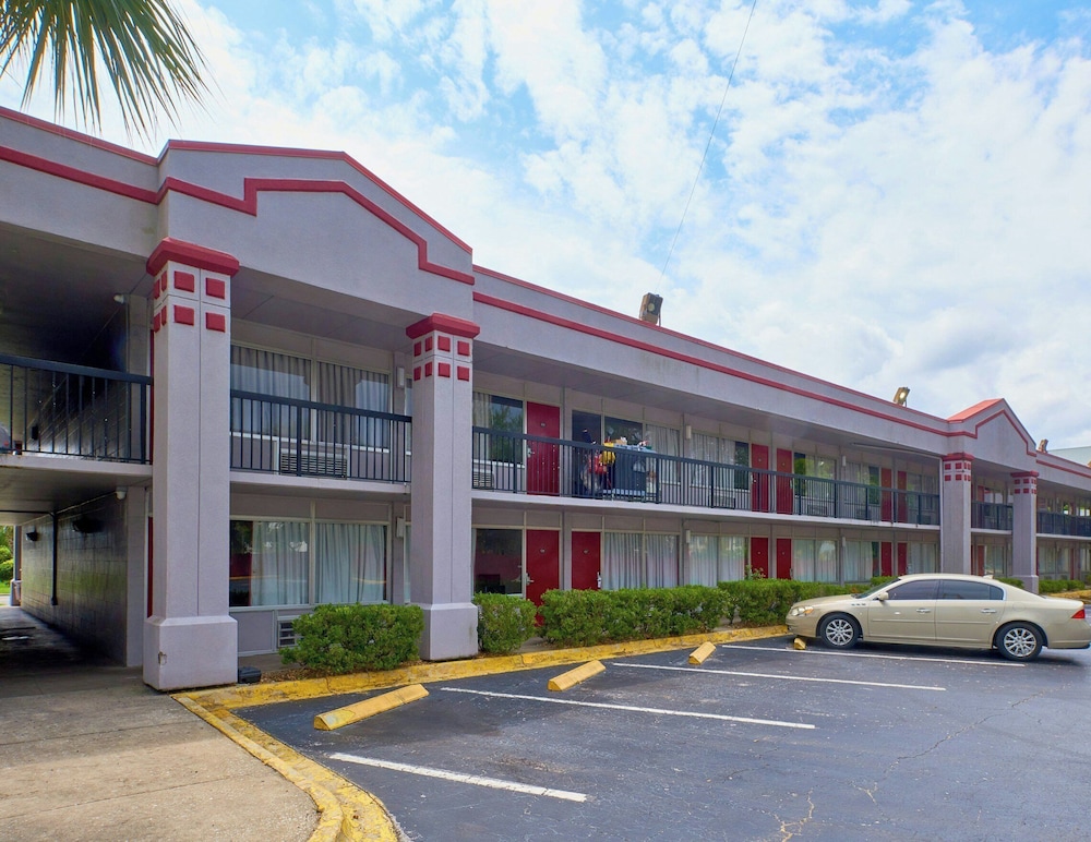 Magnuson Hotel Jacksonville Downtown Jacksonville 51/54