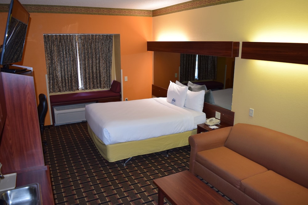 Microtel Inn & Suites by Wyndham Rock Hill/Charlotte Area 11/46