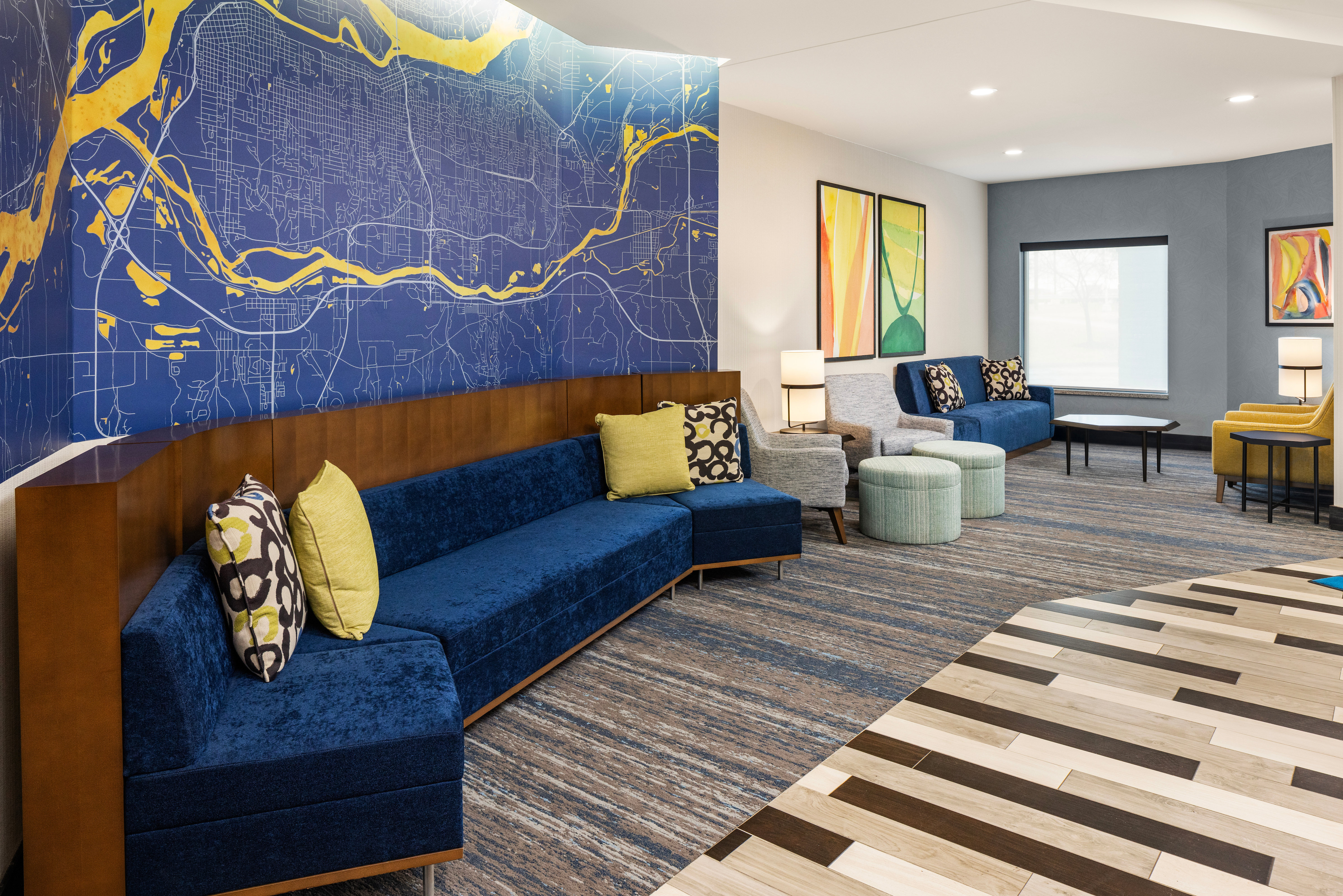 Holiday Inn Express Moline - Quad Cities Area 47/73
