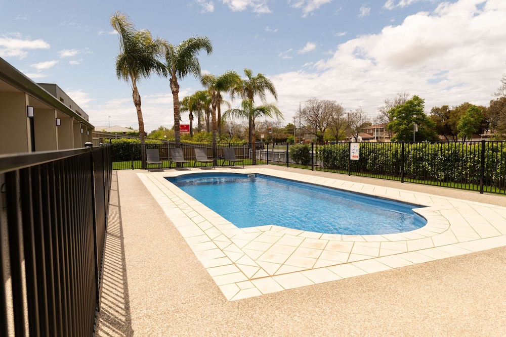 Econo Lodge Mildura 46/72