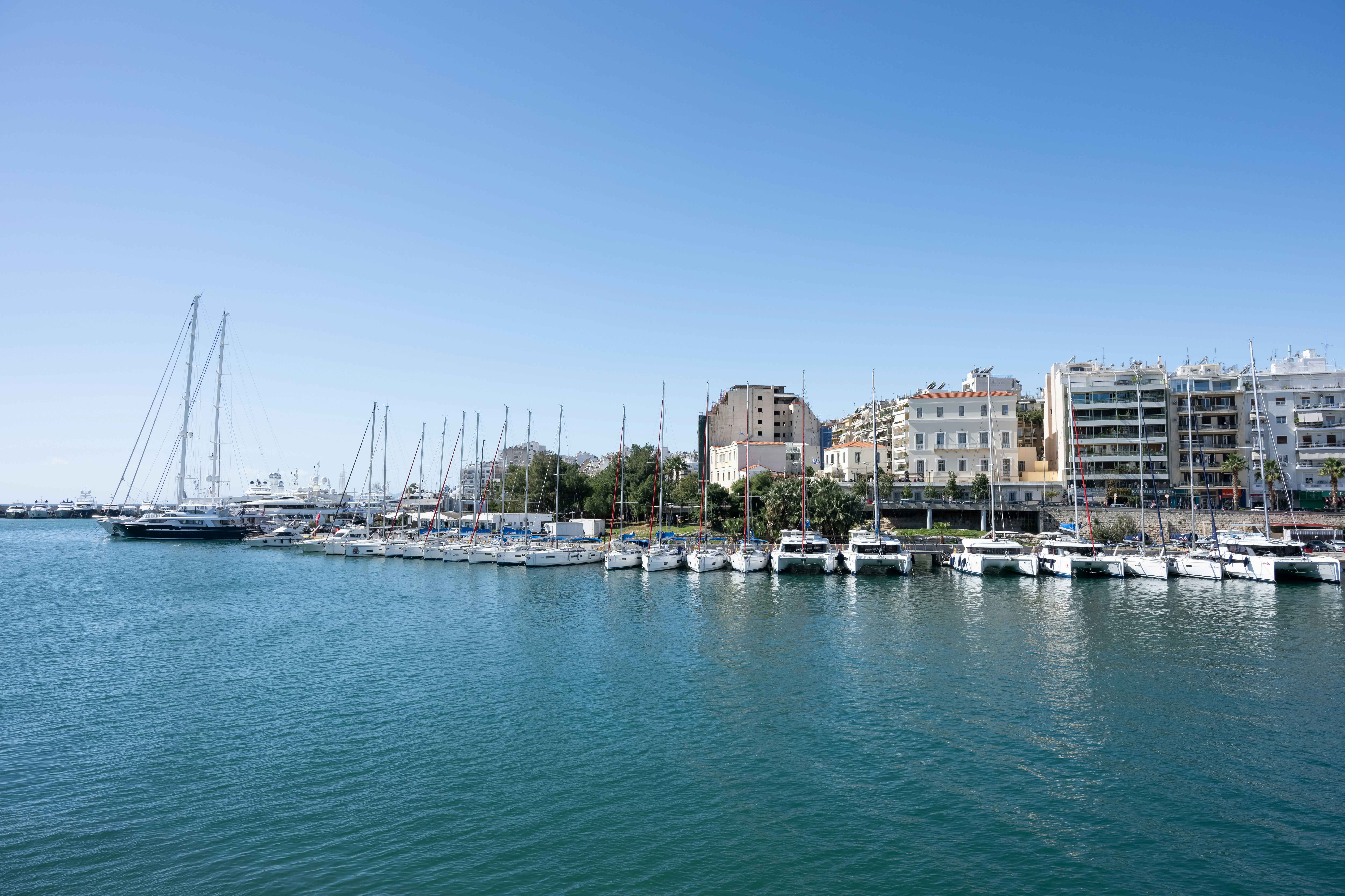 Mitsis NU Piraeus Port 36/42