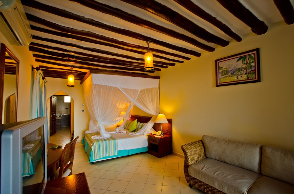 Sultan Sands Island Resort & Spa 47/69
