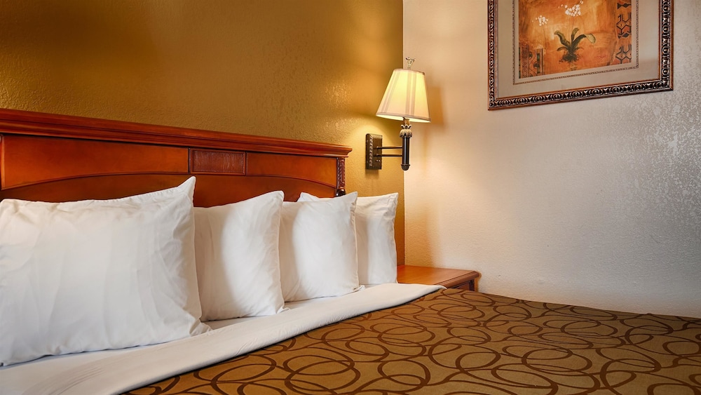Best Western Caprock Inn 14/30