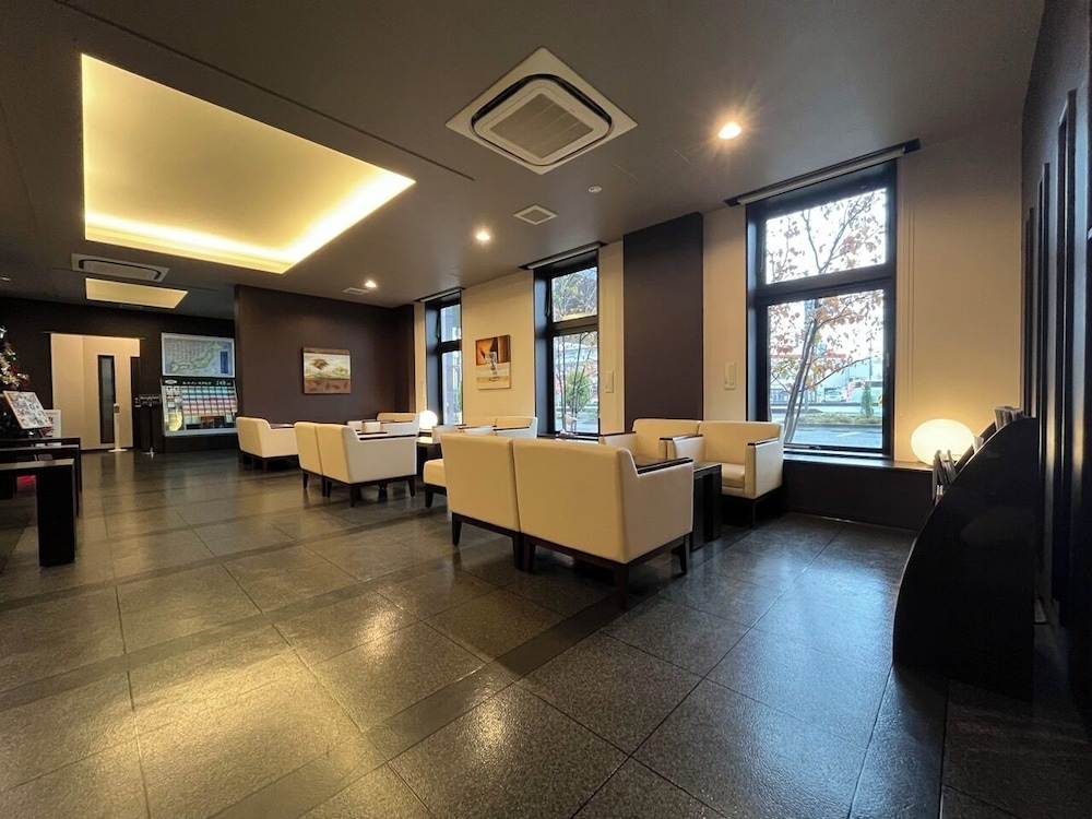 Hotel Route-Inn Niigata-Nishi Inter 41/53