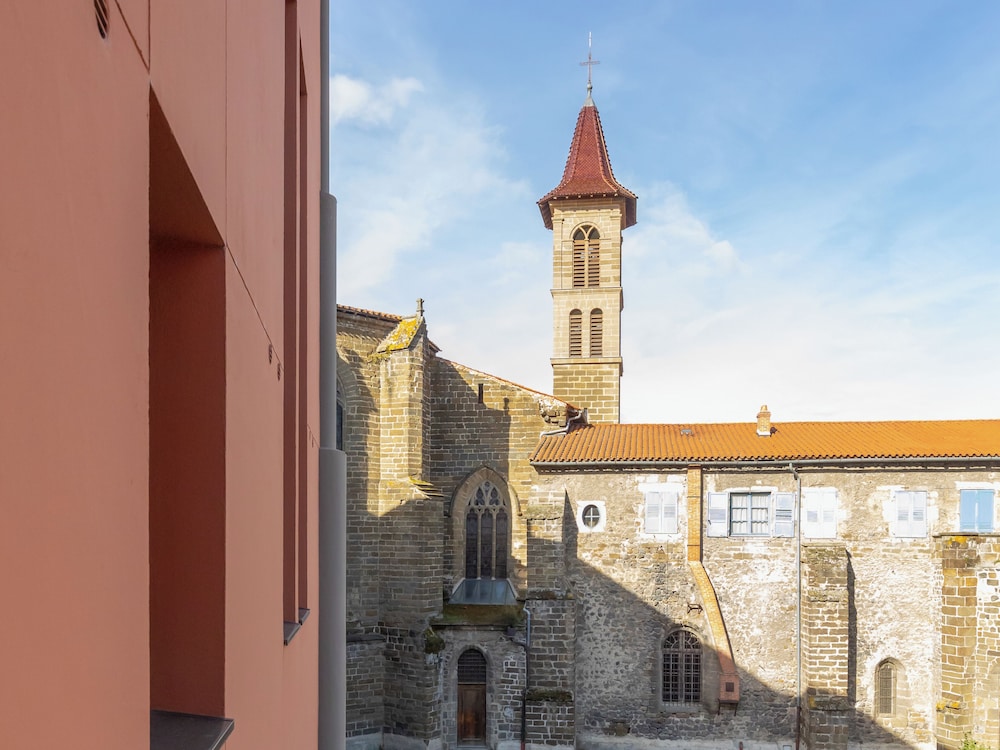 Ibis Le Puy En Velay Centre 67/70