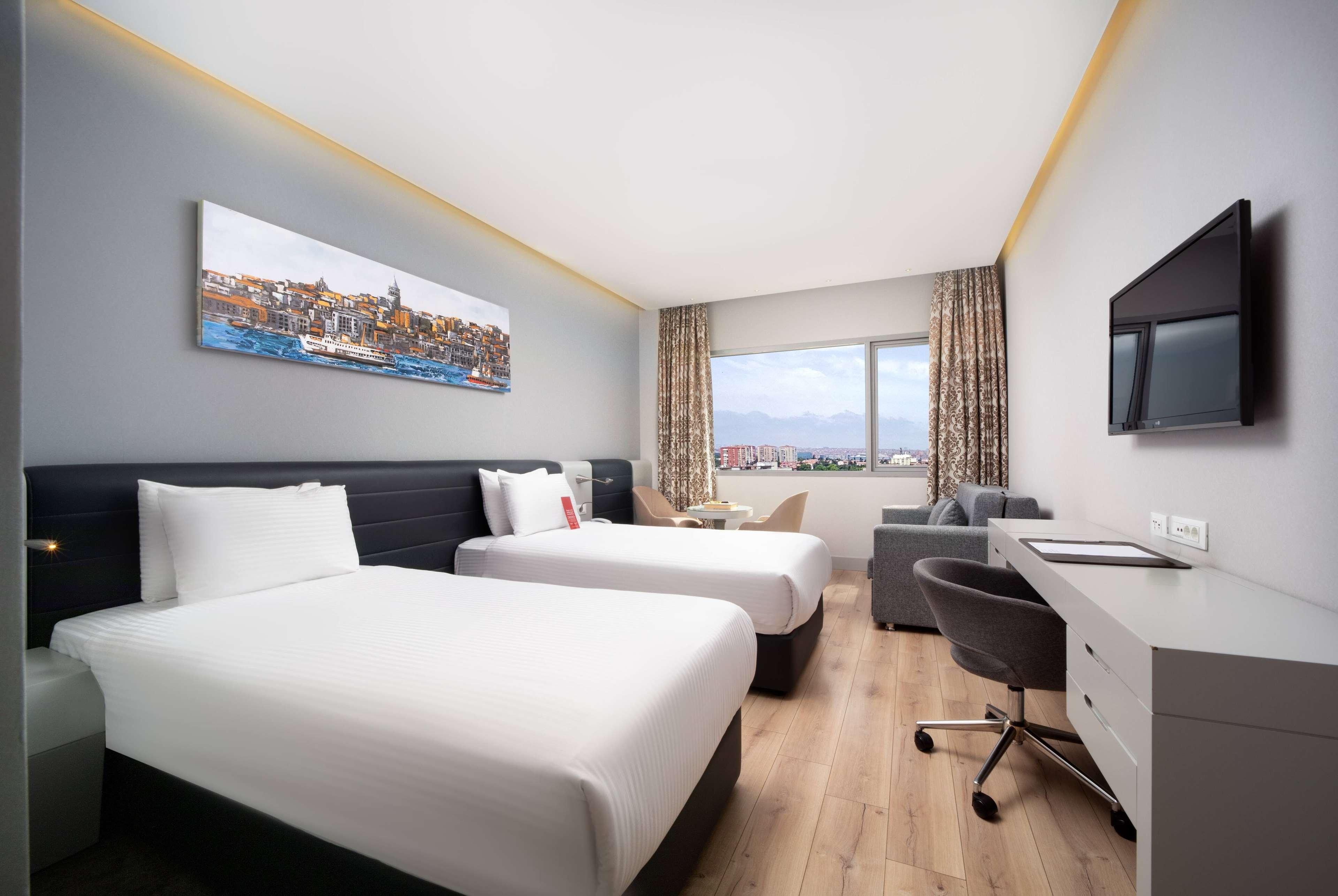 Room, Single Bed, Garden View