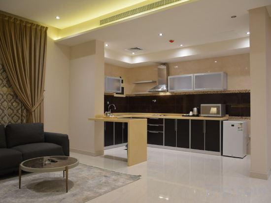 Alshurfah Loft 9/51