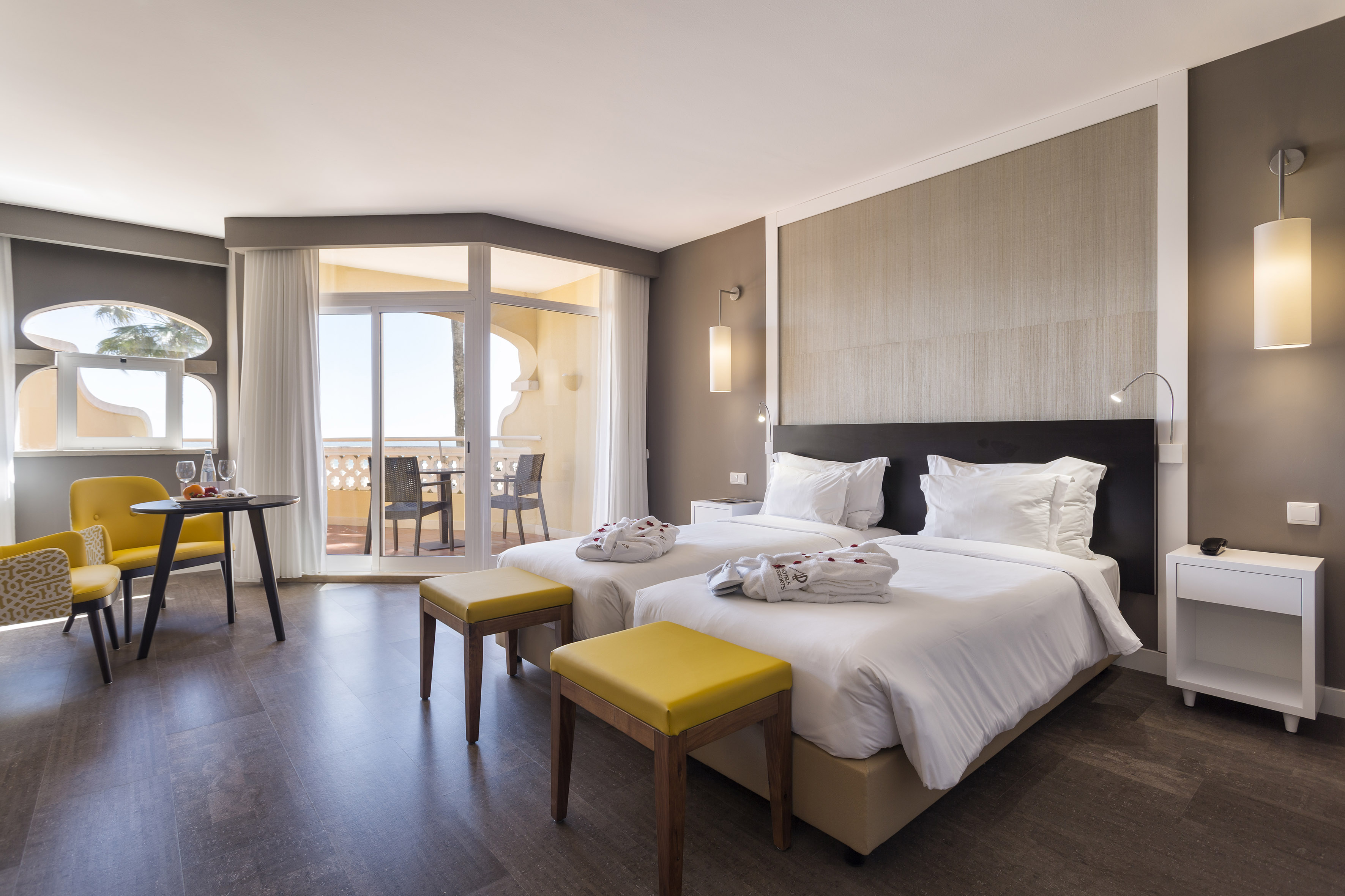 Room, Single, Double Bed, Lateral Side Sea View