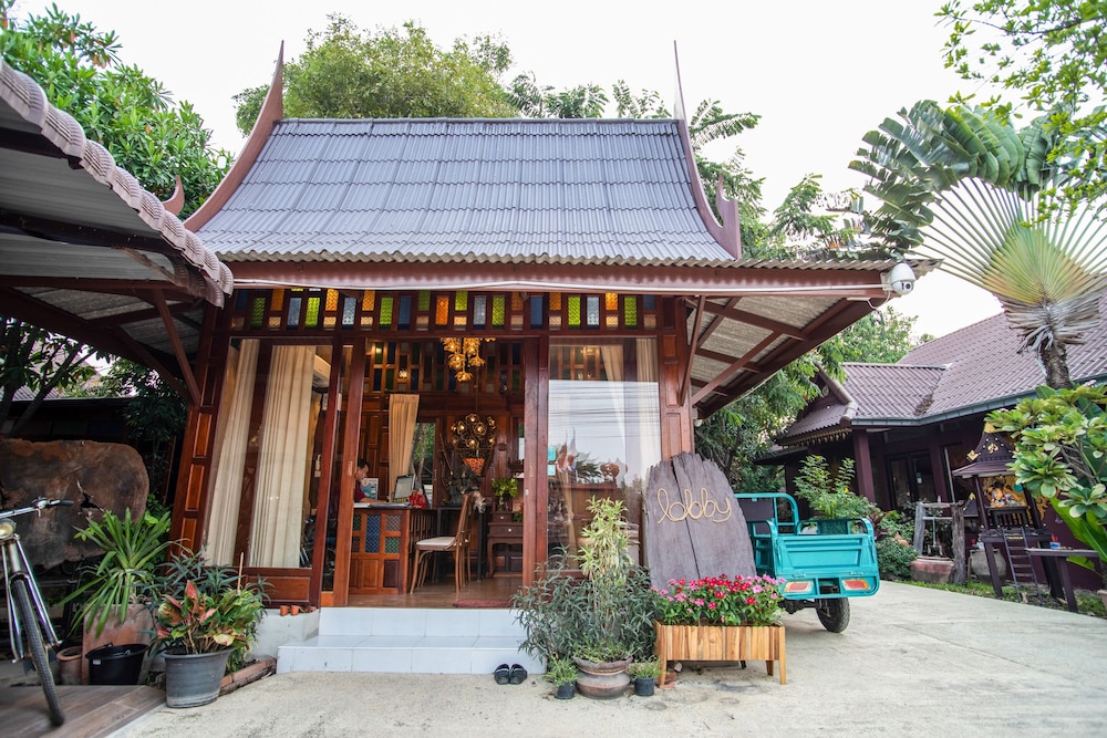 Pludhaya Resort and Spa 8/76
