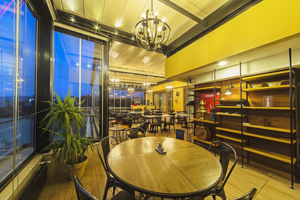 Ada Karakoy Hotel 52/60