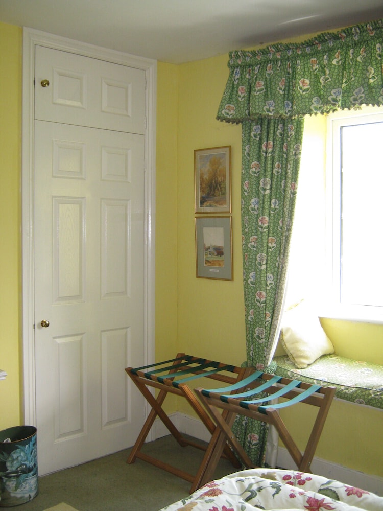 Hollamoor Farm B&B 25/50