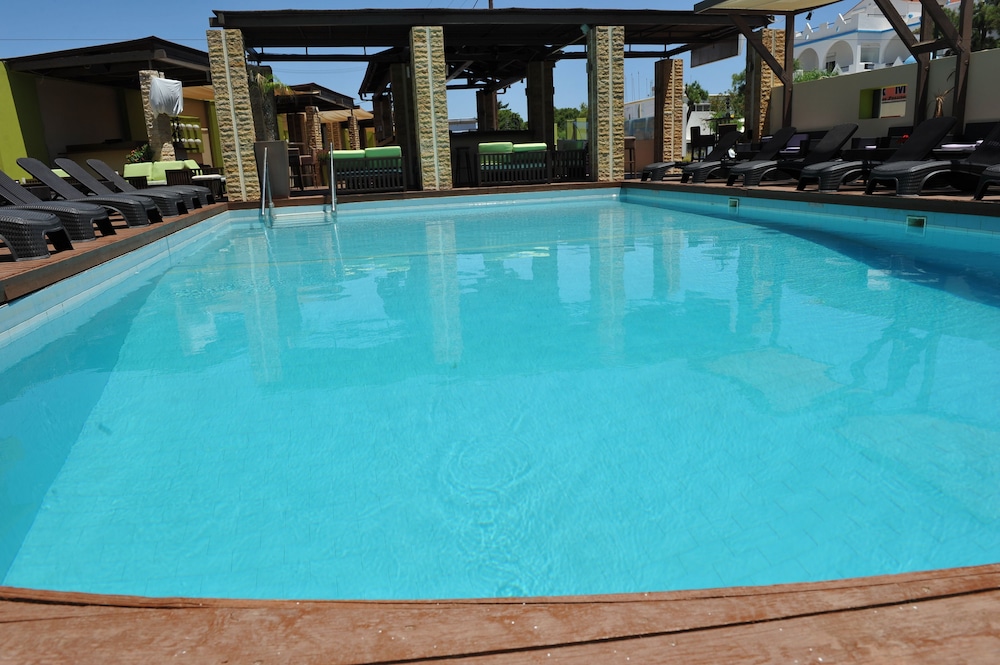 Heleni Beach Hotel 24/50