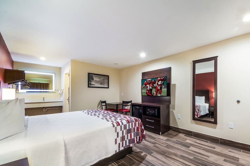 Oceans Edge Hotel, Port Aransas,TX (ex Red Roof Inn Port Aransas) 26/62
