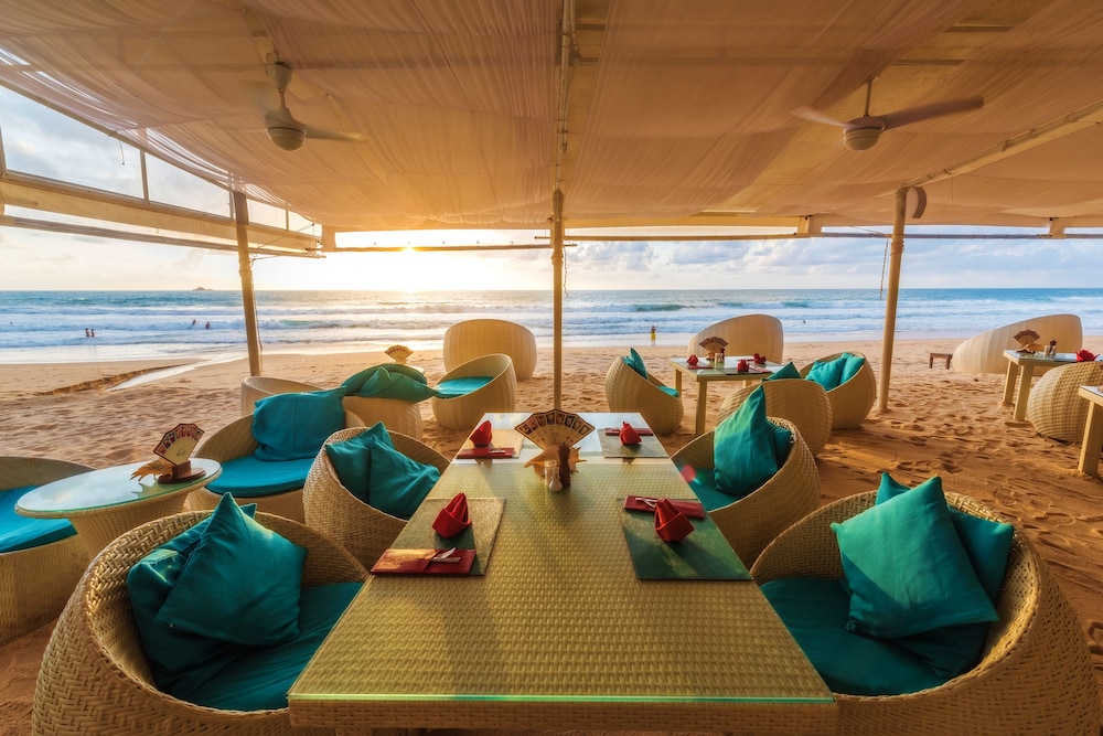 ANDAMAN WHITE BEACH RESORT 52/70