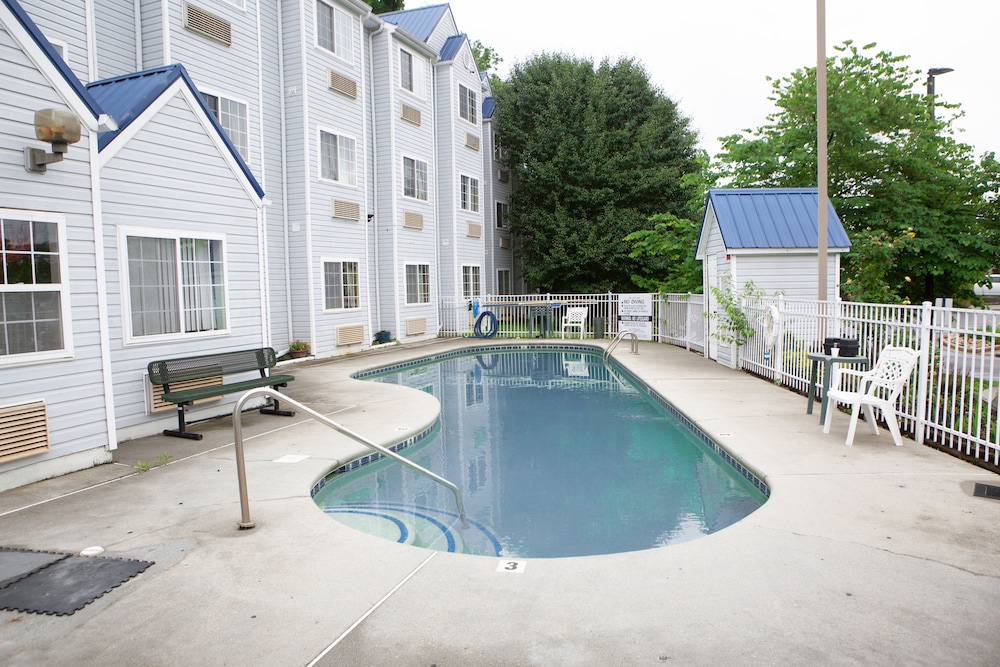 Guest Inn Pigeon Forge 41/48