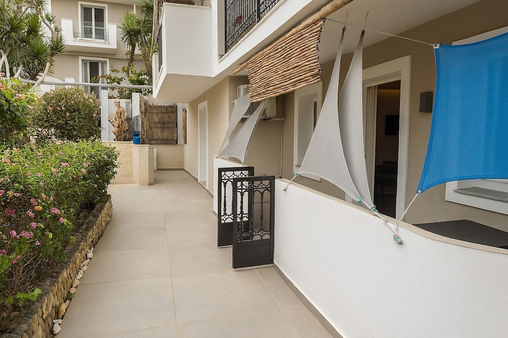 Iniohos Zante Hotel & Suites 3/50