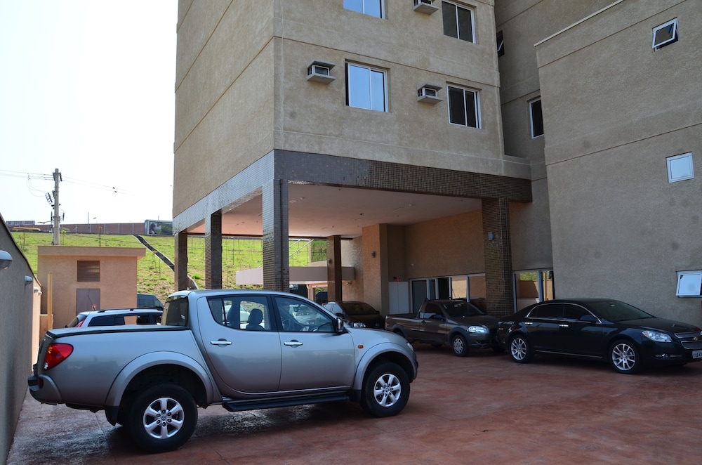 Lummina Hotel 38/42
