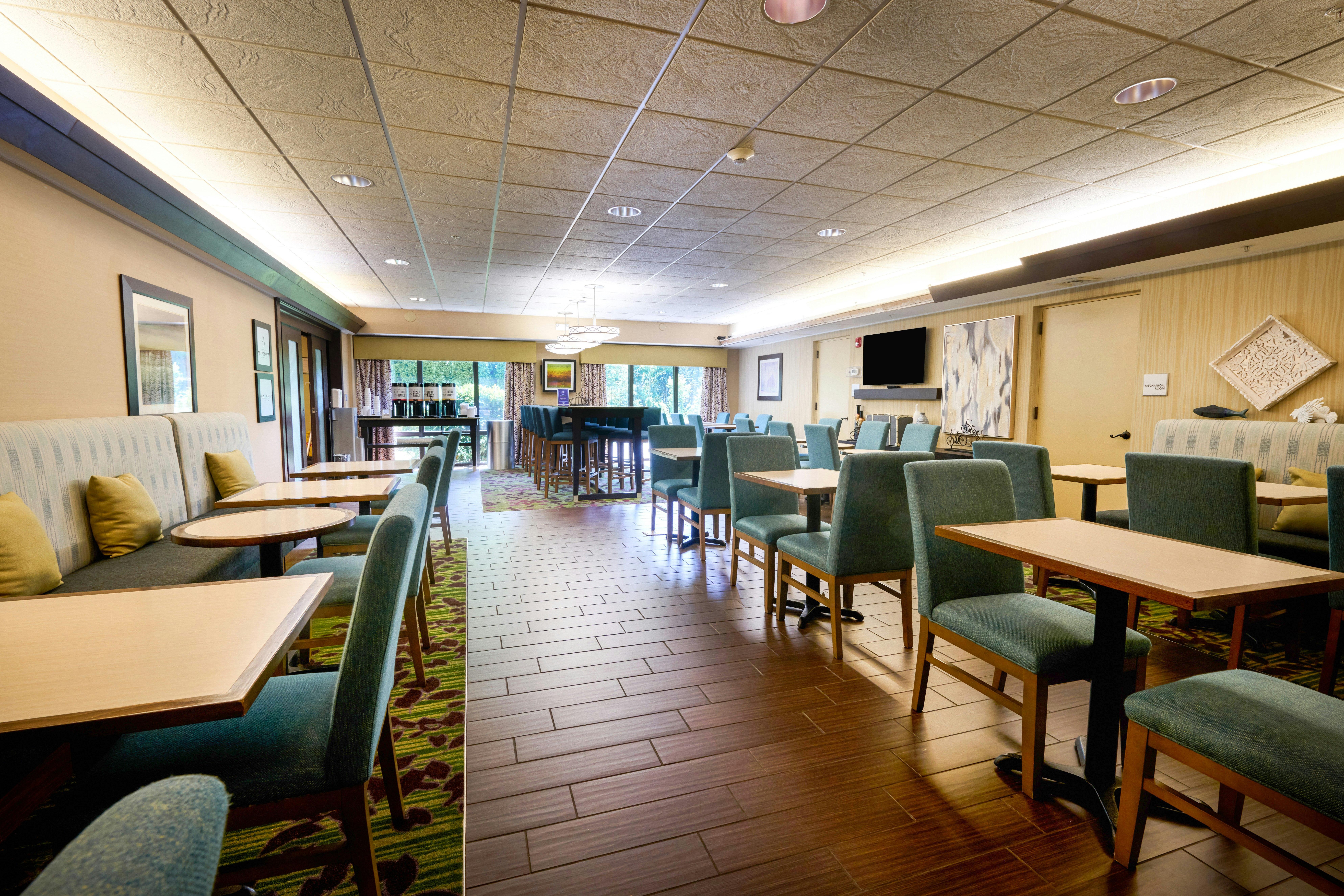 Hampton Inn Flemington 33/45