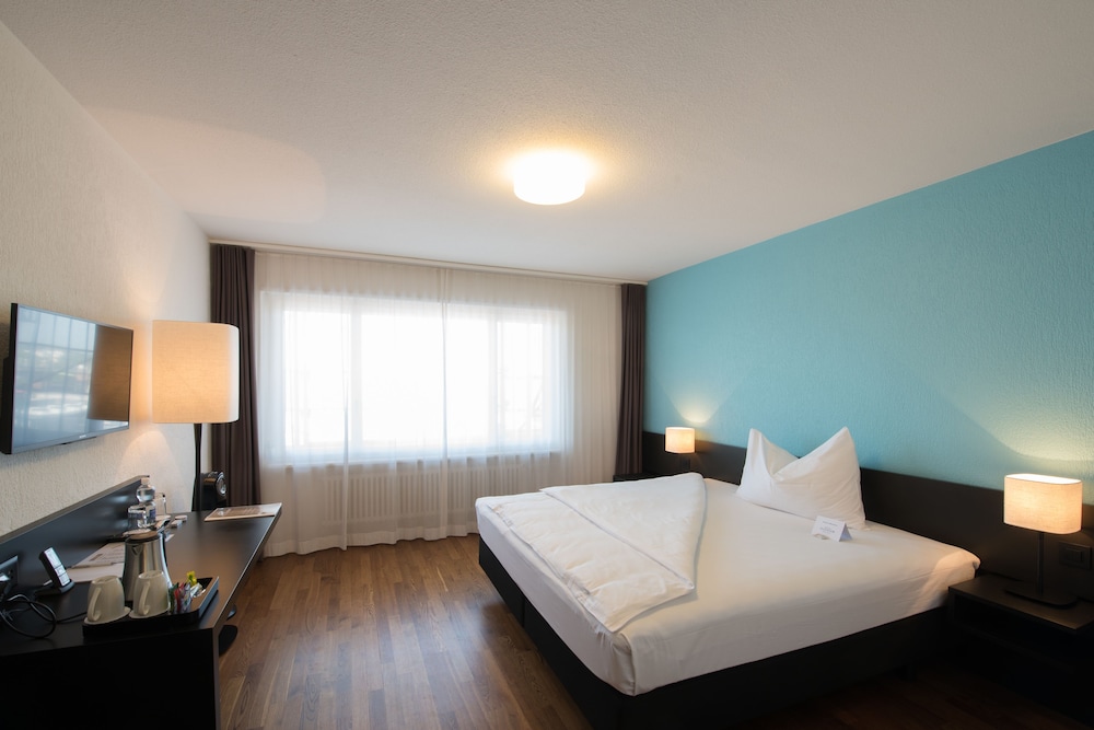 Hotel Illuster 17/50
