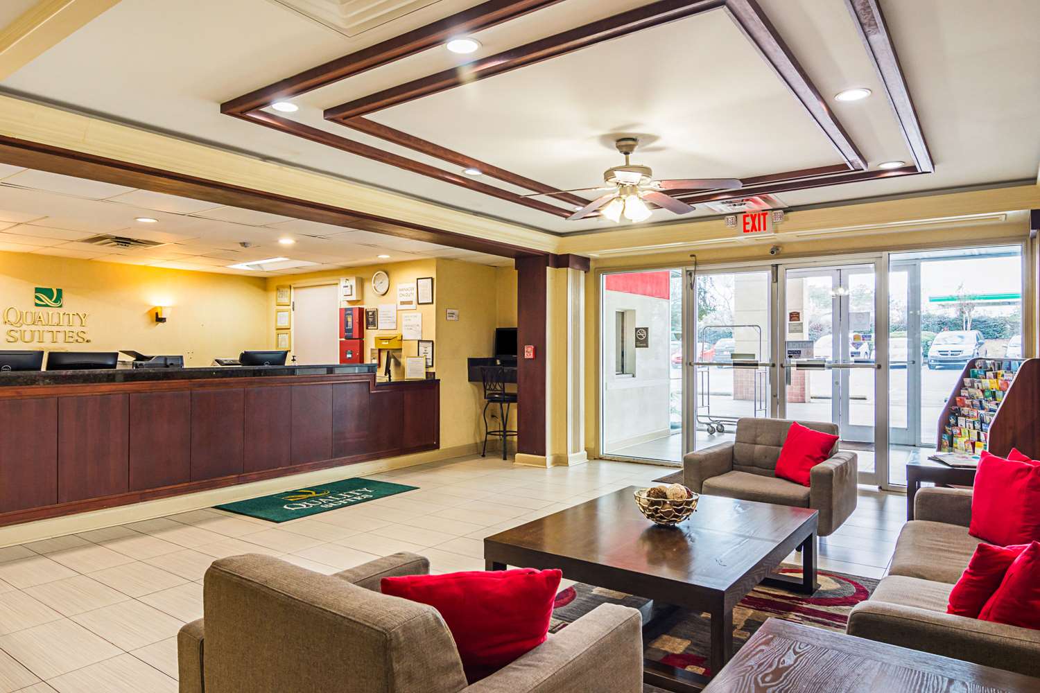 Quality Suites Atlanta Airport East GA 3/43