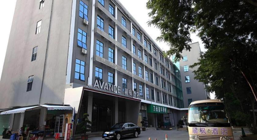 Lavande Hotel (Shenzhen Airport New Terminal) 44/46