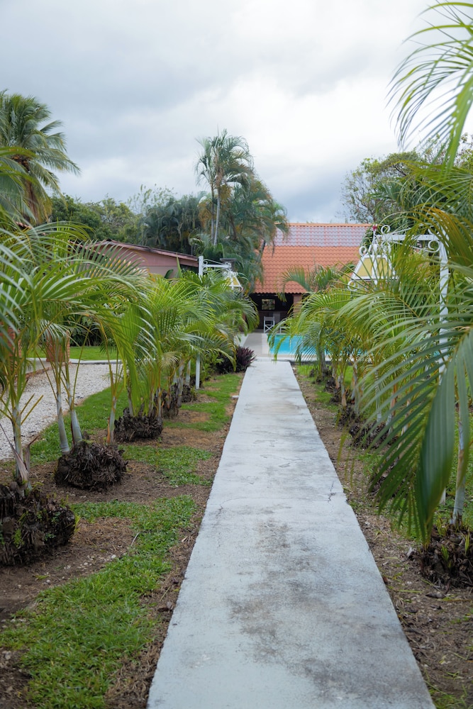 Las Espuelas Hotel 46/54