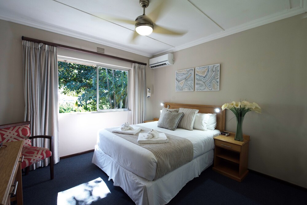 Lake View Cabanas 15/69