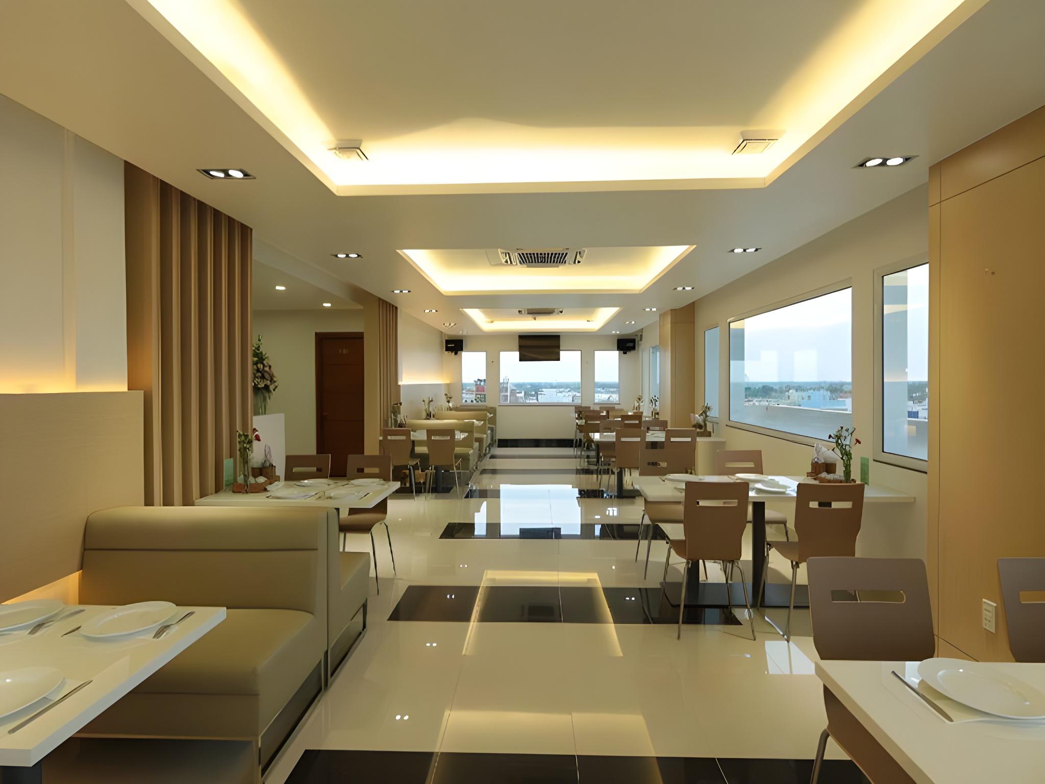 Hung Cuong Hotel 25/32