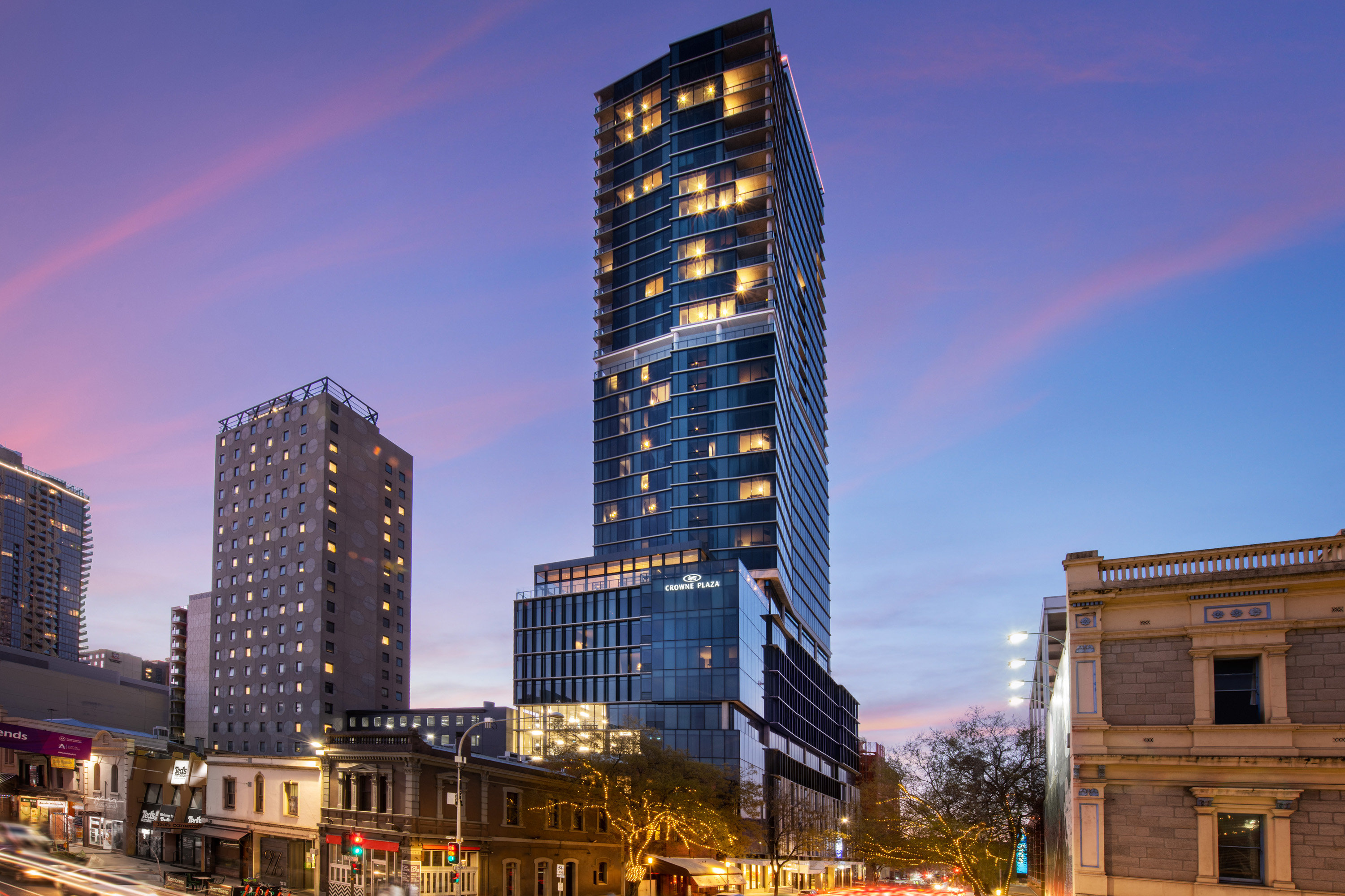 Crowne Plaza Adelaide 4/81