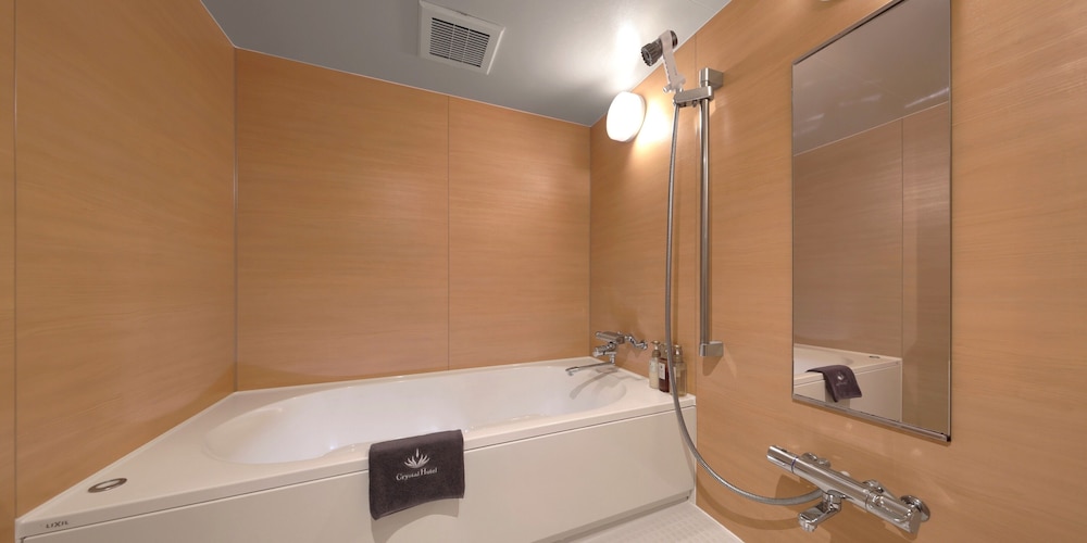 Nipponbashi Luxe Hotel 51/52