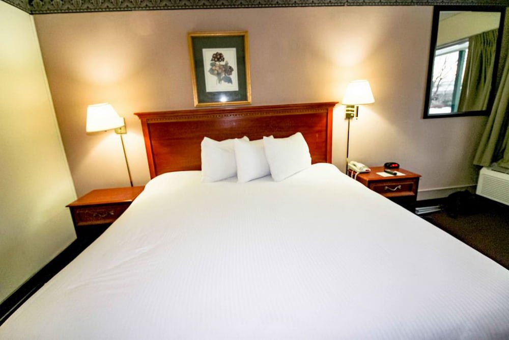 Hudson Valley Hotel And Conference Center By Fairbridge 2/15