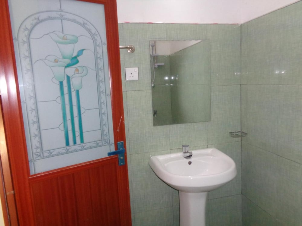 Jayaru Guest House 35/36
