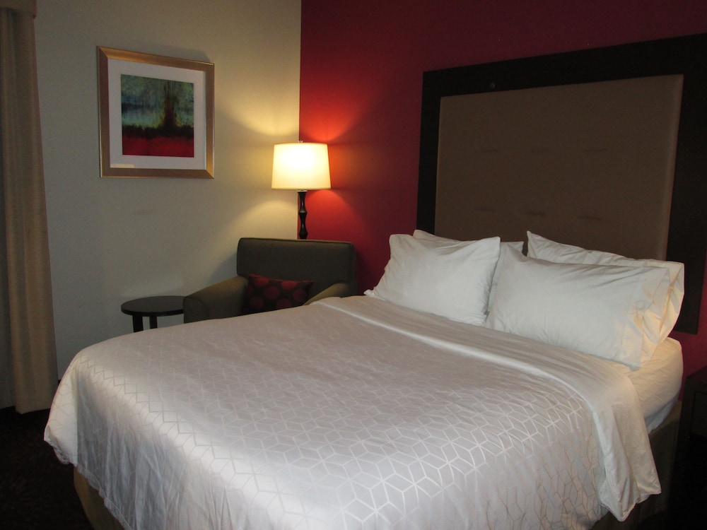 Holiday Inn Express Cloverdale(Greencastle) 20/59
