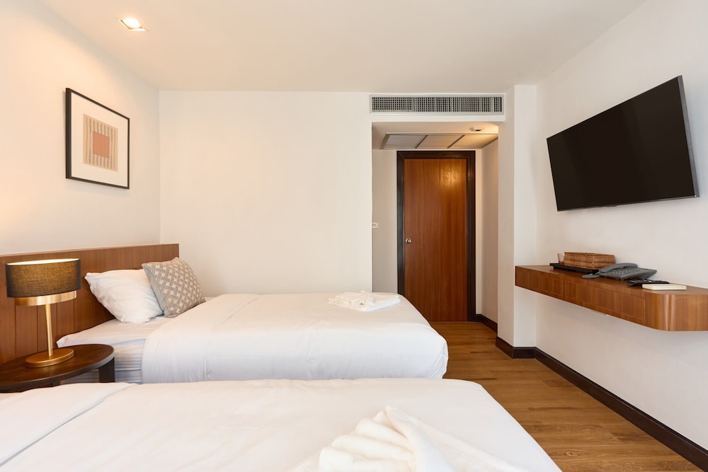 SUPERIOR, TWIN BEDS