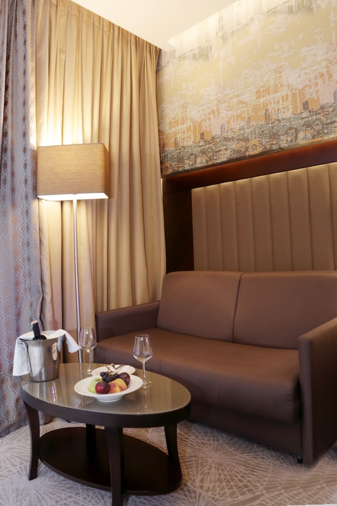 Doubletree By Hilton Istanbul Umraniye 47/63