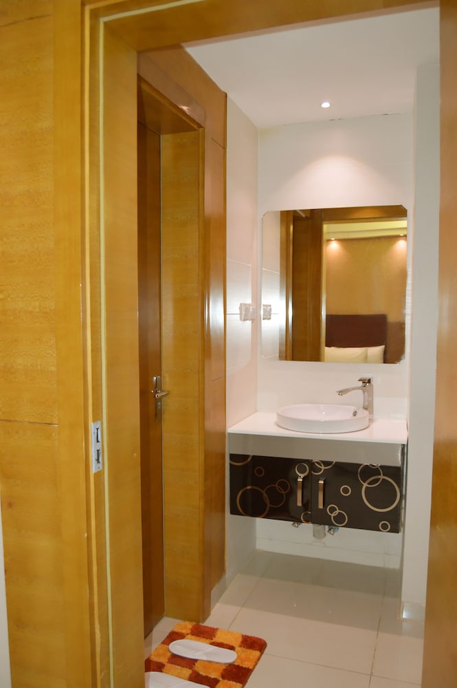 أجنحة يارا(Yara Suites) 13/29