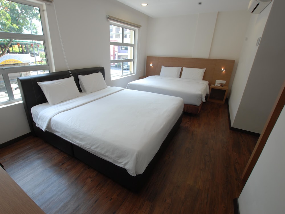 Nagoya Inn Hotel 12/38