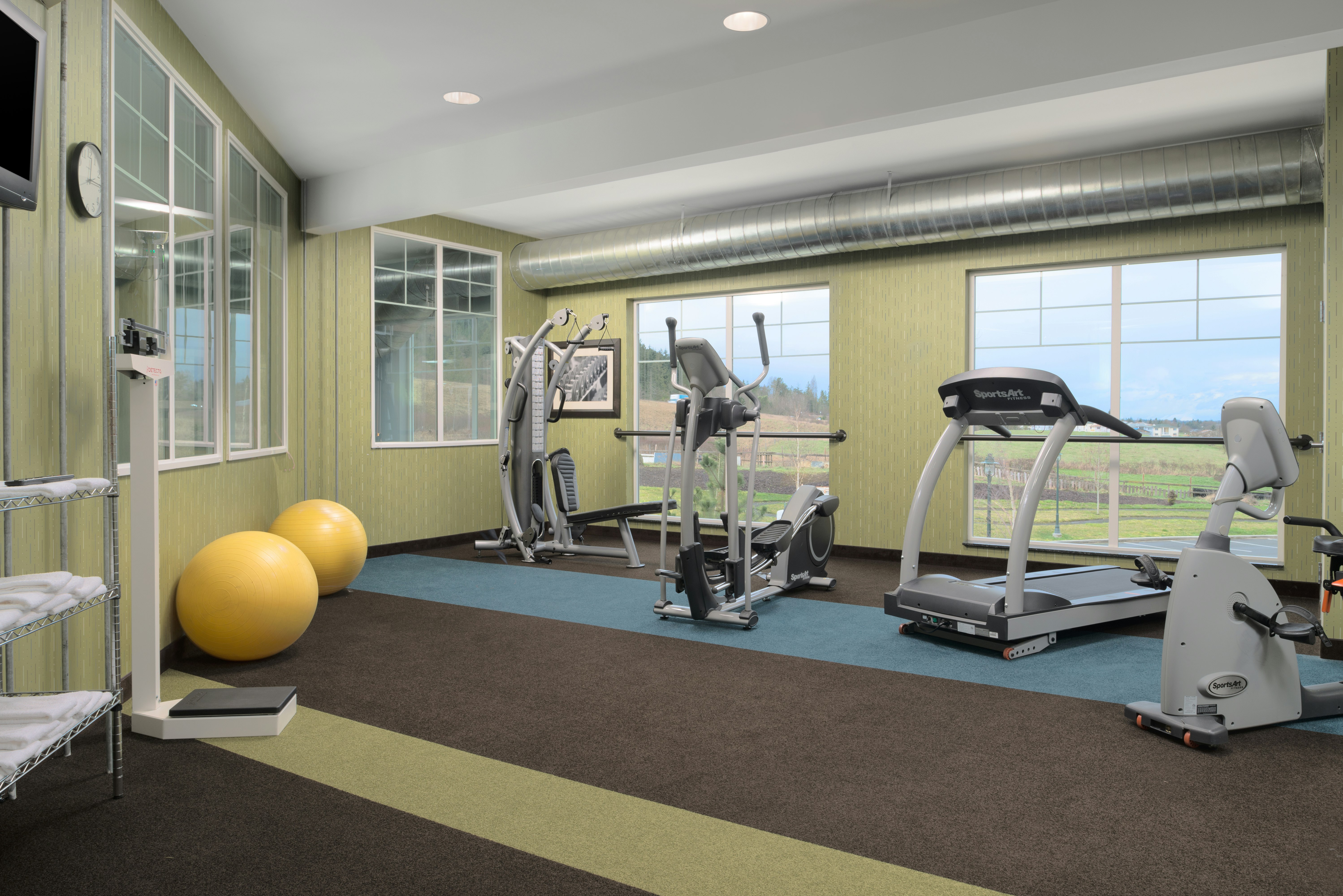 Holiday Inn Express Hotel & Suites North Sequim 45/77